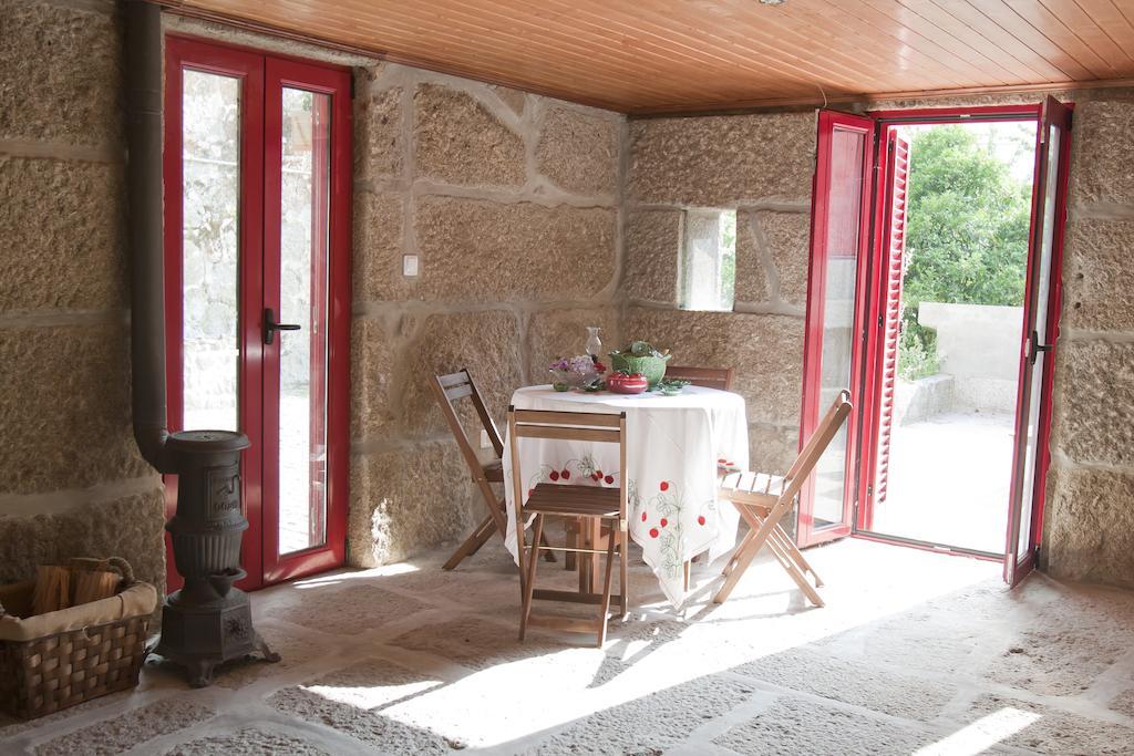 فيلا Covelas في Casa Do Palheiro الغرفة الصورة